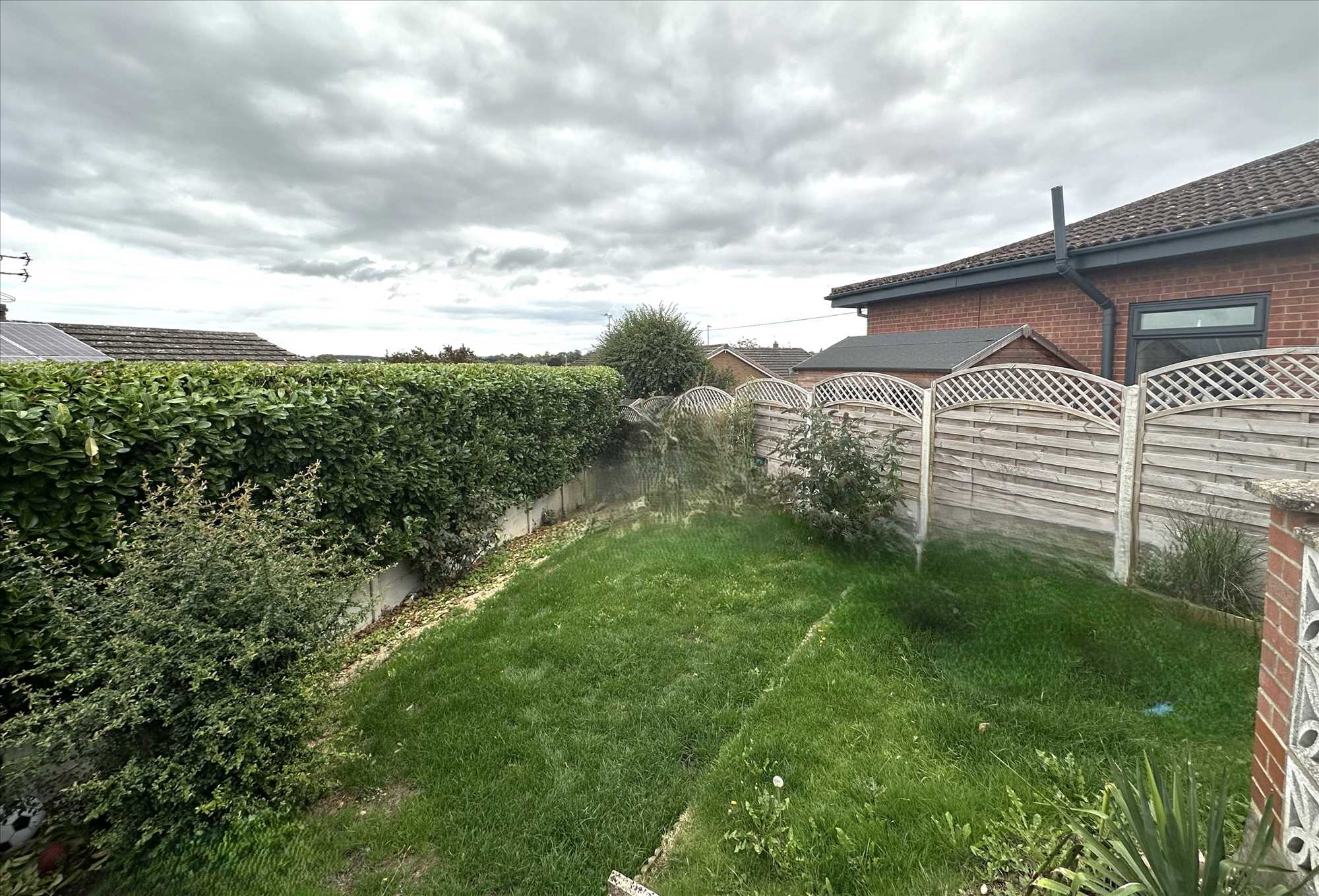 Chestnut Close - Picture 13