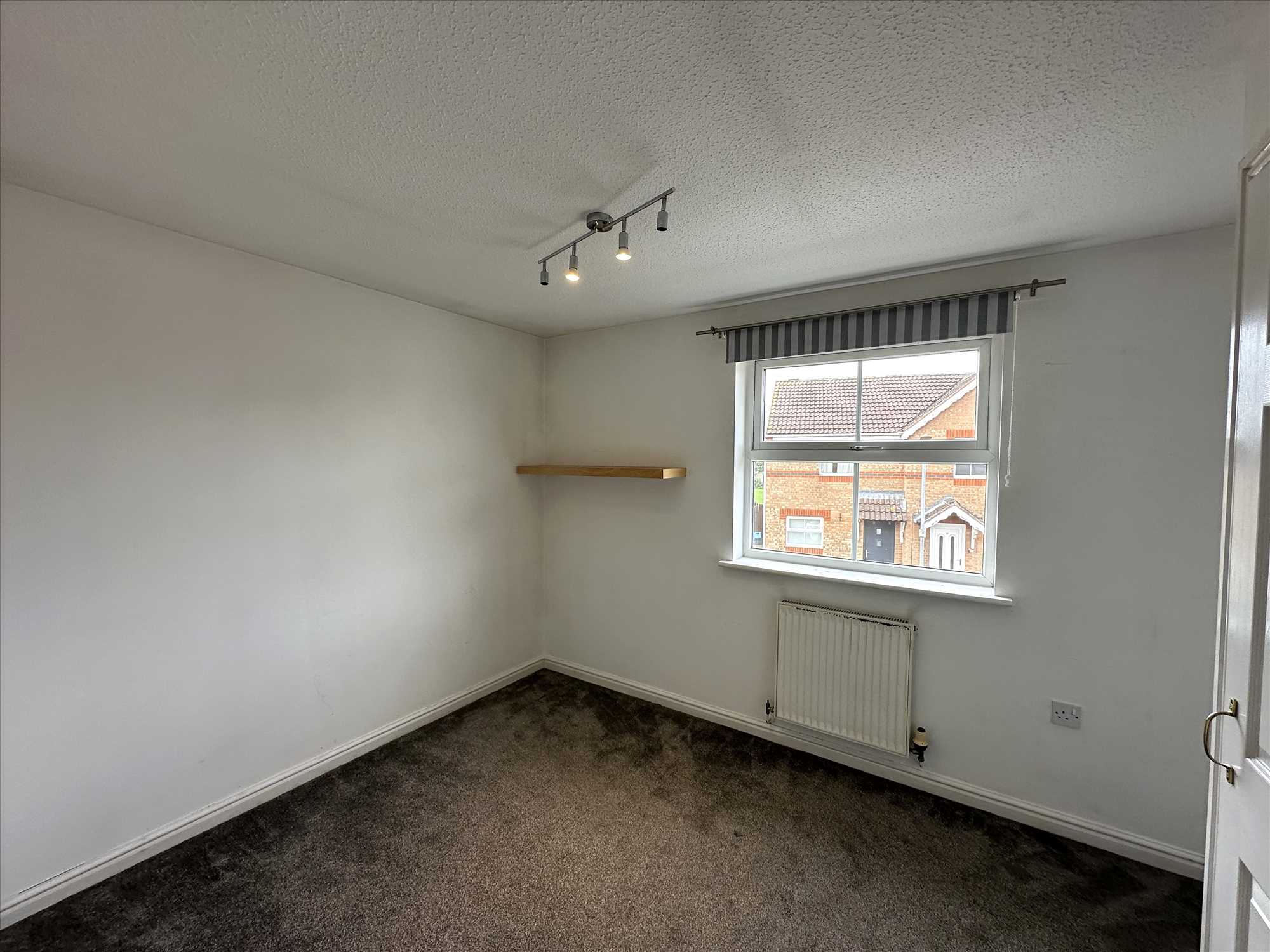 Headingley Avenue - Picture 9